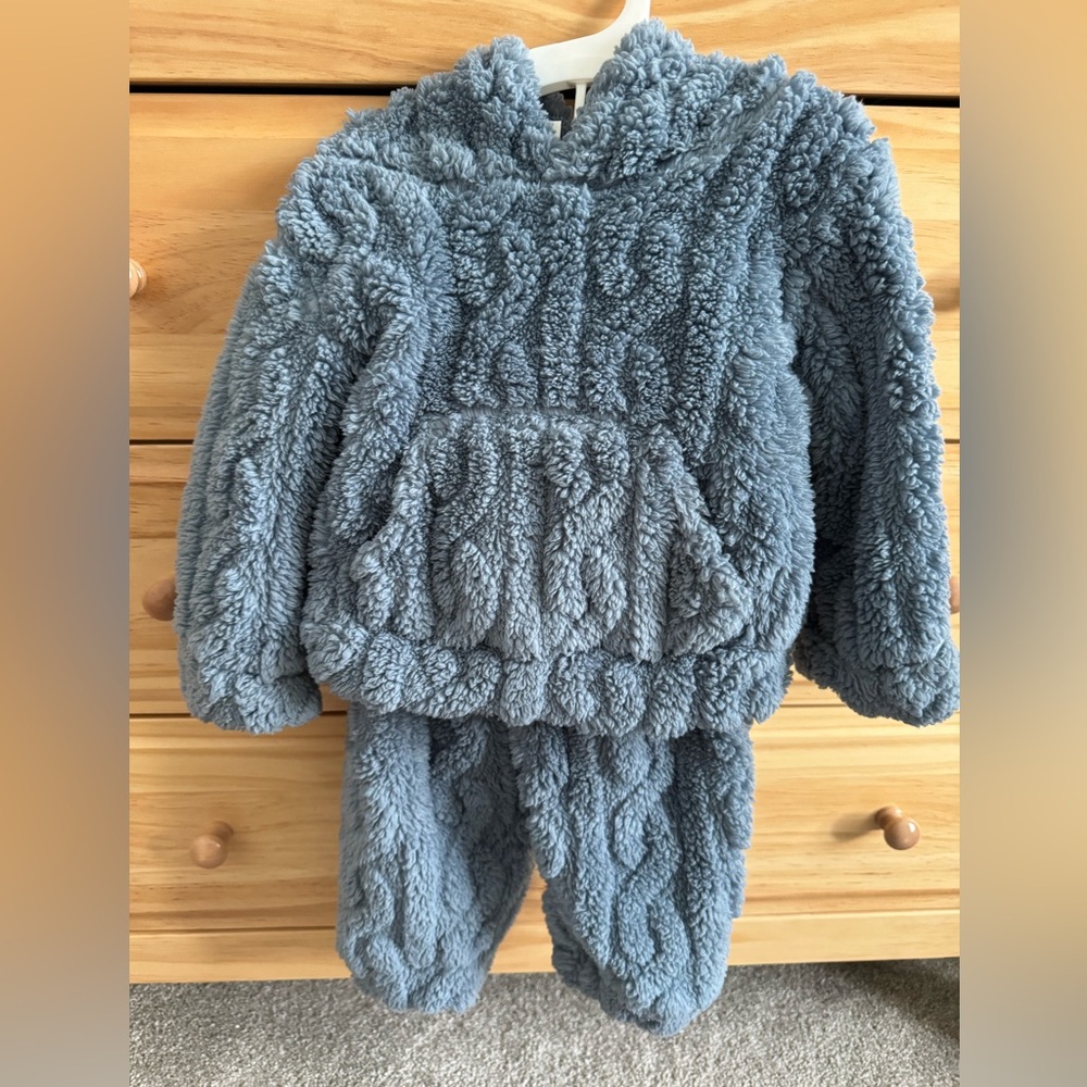 Boys winter set 9-12 months